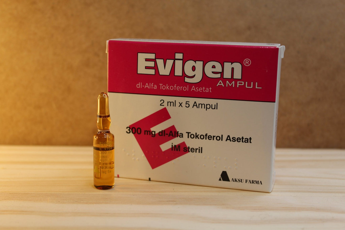 Vitamin E 2ml x 5 Ampul IM 300mg AKSU FARMA